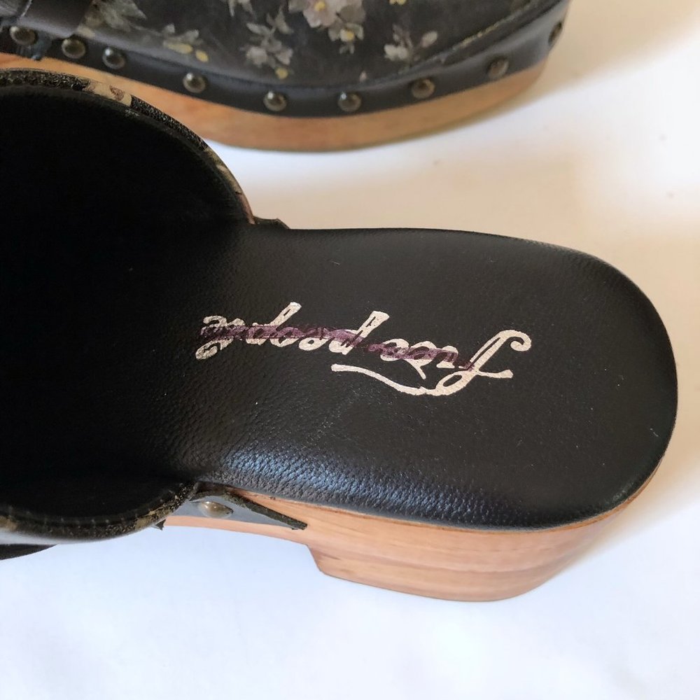 Free People Calabasas Clogs - Picture 3 of 10